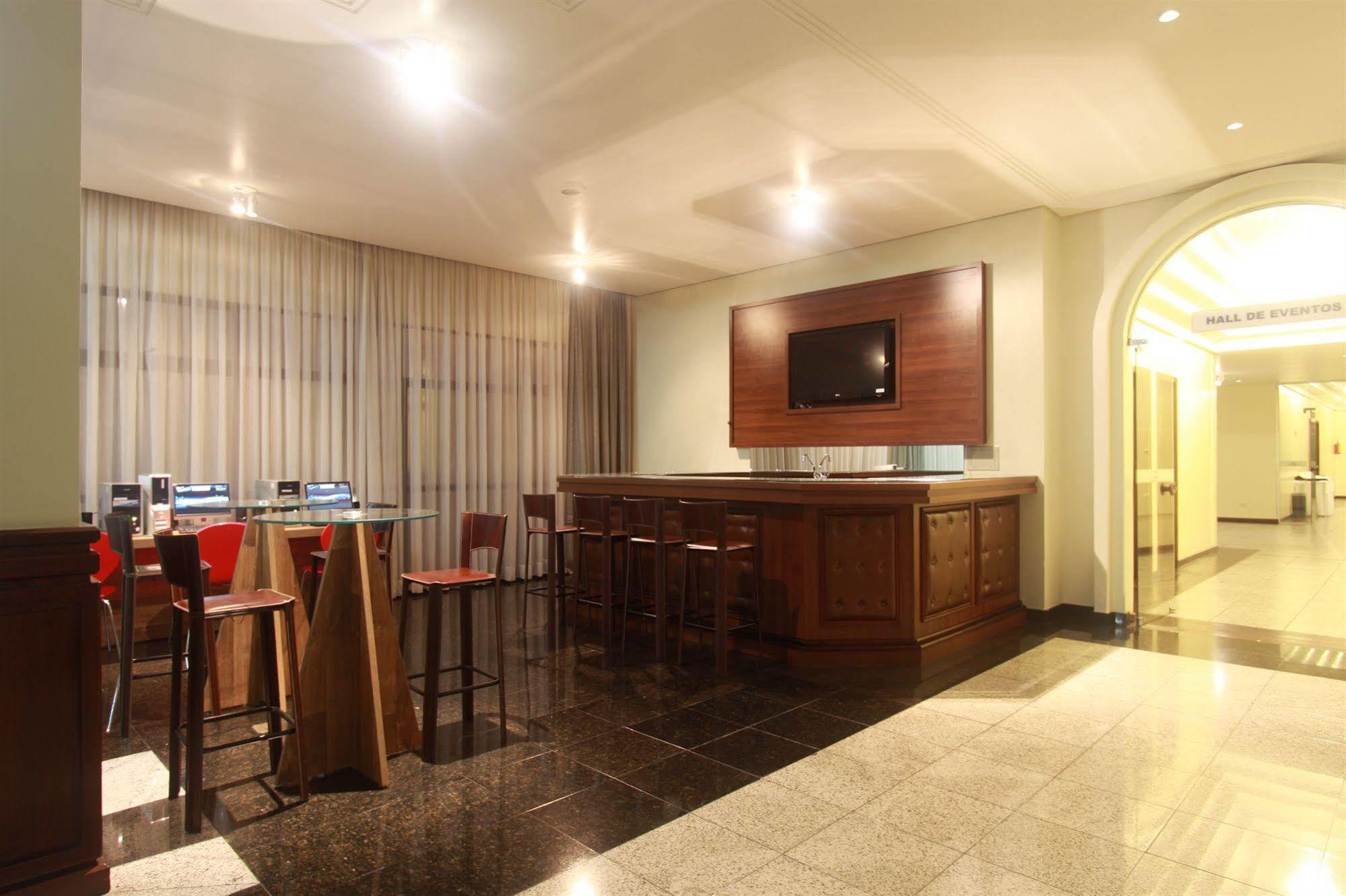 Blue Tree Towers Batel 4*