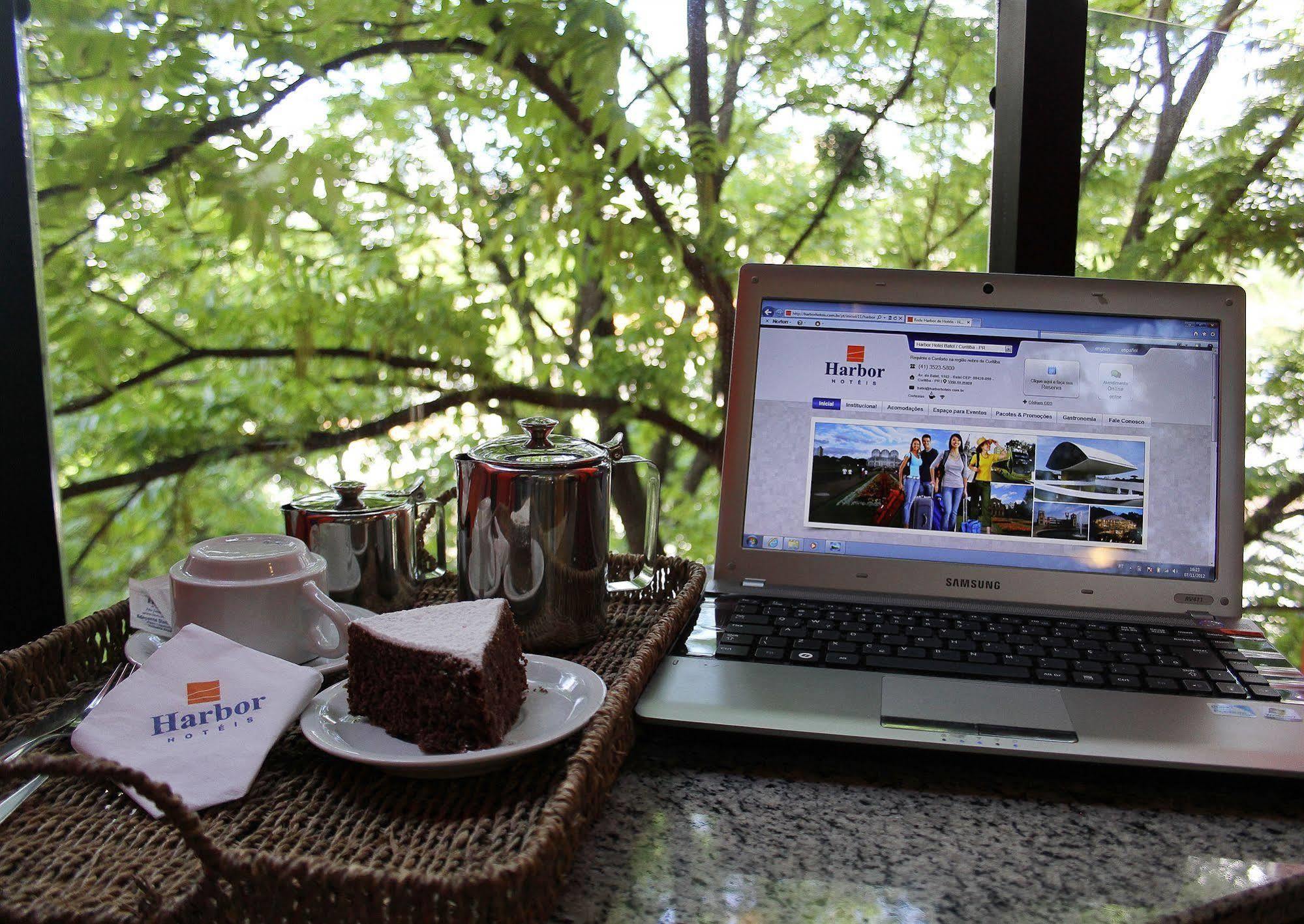 Blue Tree Towers Batel Hotel 4*